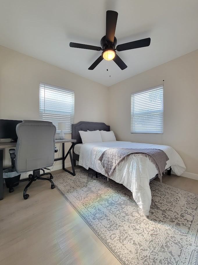 720 Cota Ave - Photo 4 of 13