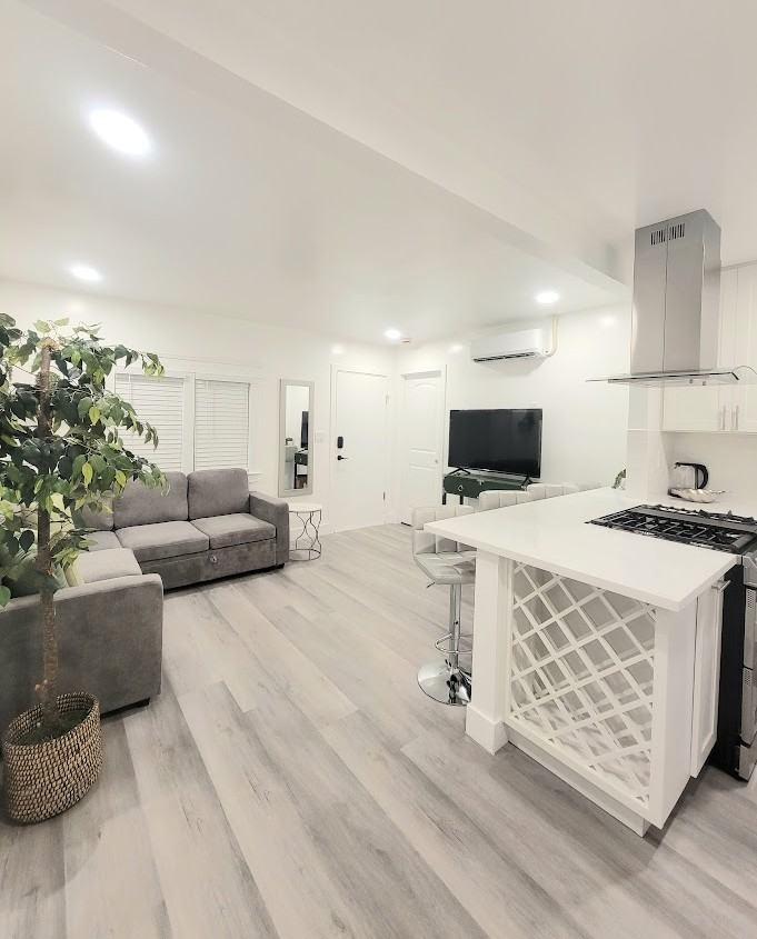 2264 Sierra St - Photo 2 of 10