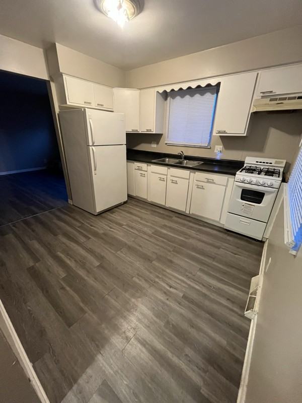 256 Graham St #1 - Photo 3 of 6