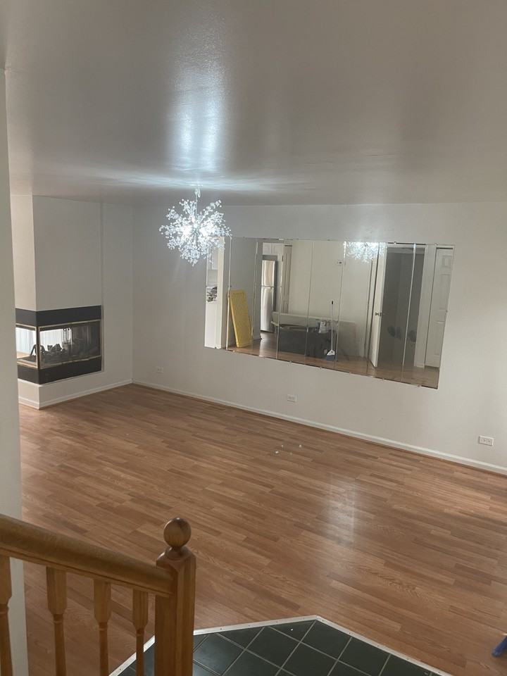 2312 N Nagle Ave - Photo 4 of 18