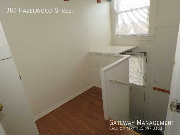 385 Hazelwood Ave - Photo 4 of 21