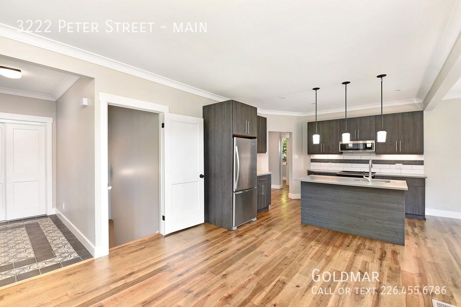 3222 Peter St #MAIN - Photo 7 of 16