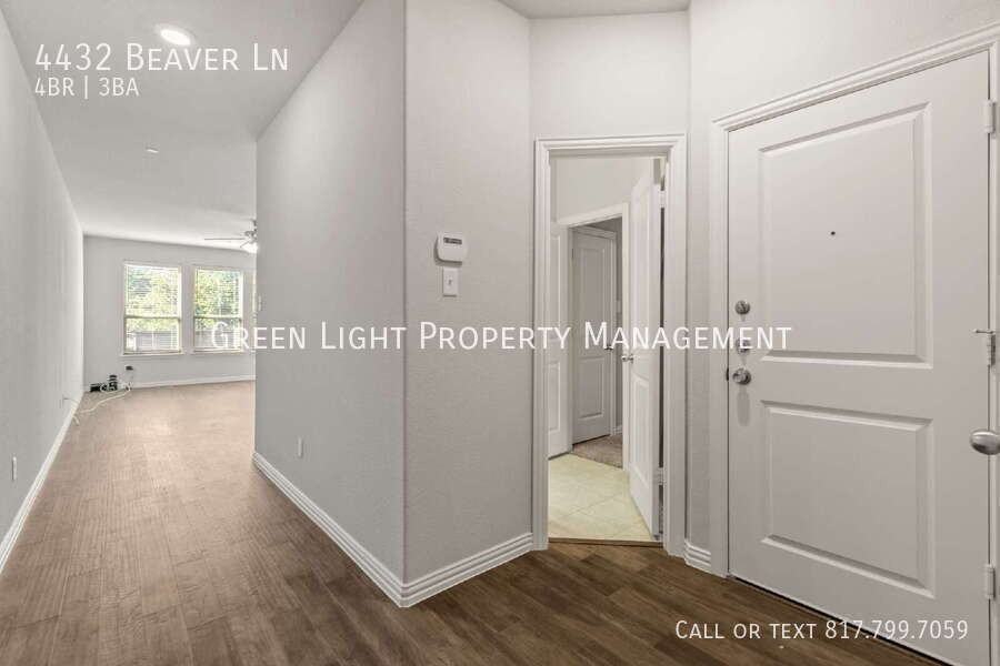 4432 Beaver Ln - Photo 4 of 35