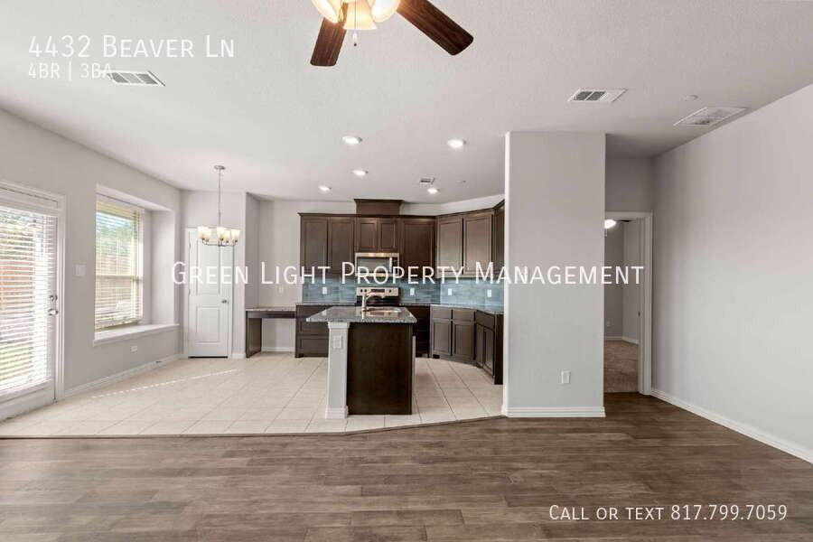 4432 Beaver Ln - Photo 5 of 35