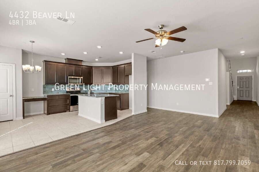 4432 Beaver Ln - Photo 6 of 35