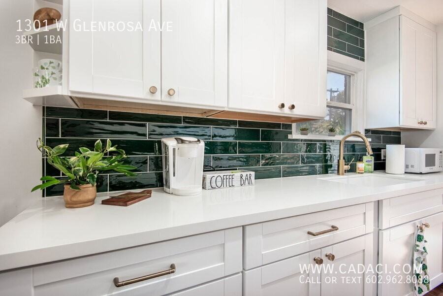 1301 W Glenrosa Ave - Photo 6 of 30