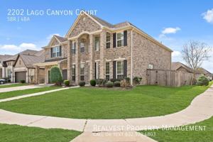 featured image of 2202 Lago Canyon Ct