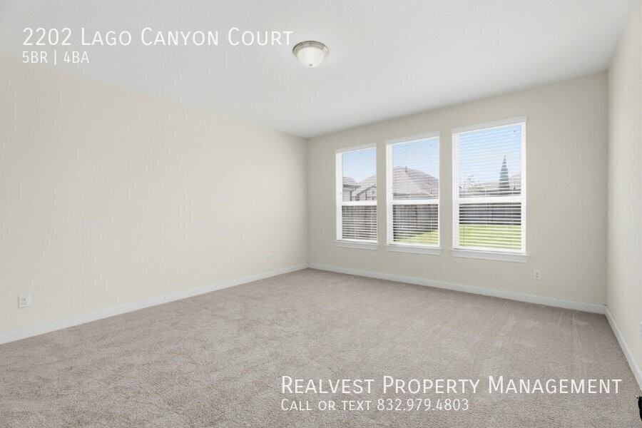 2202 Lago Canyon Ct - Photo 2 of 30
