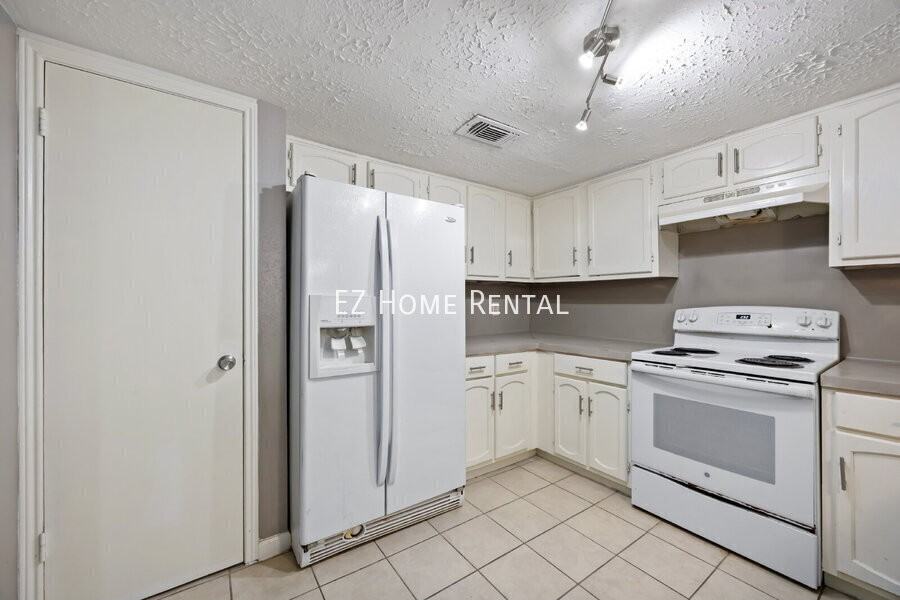 12238 Wild Pine Dr #A - Photo 7 of 20