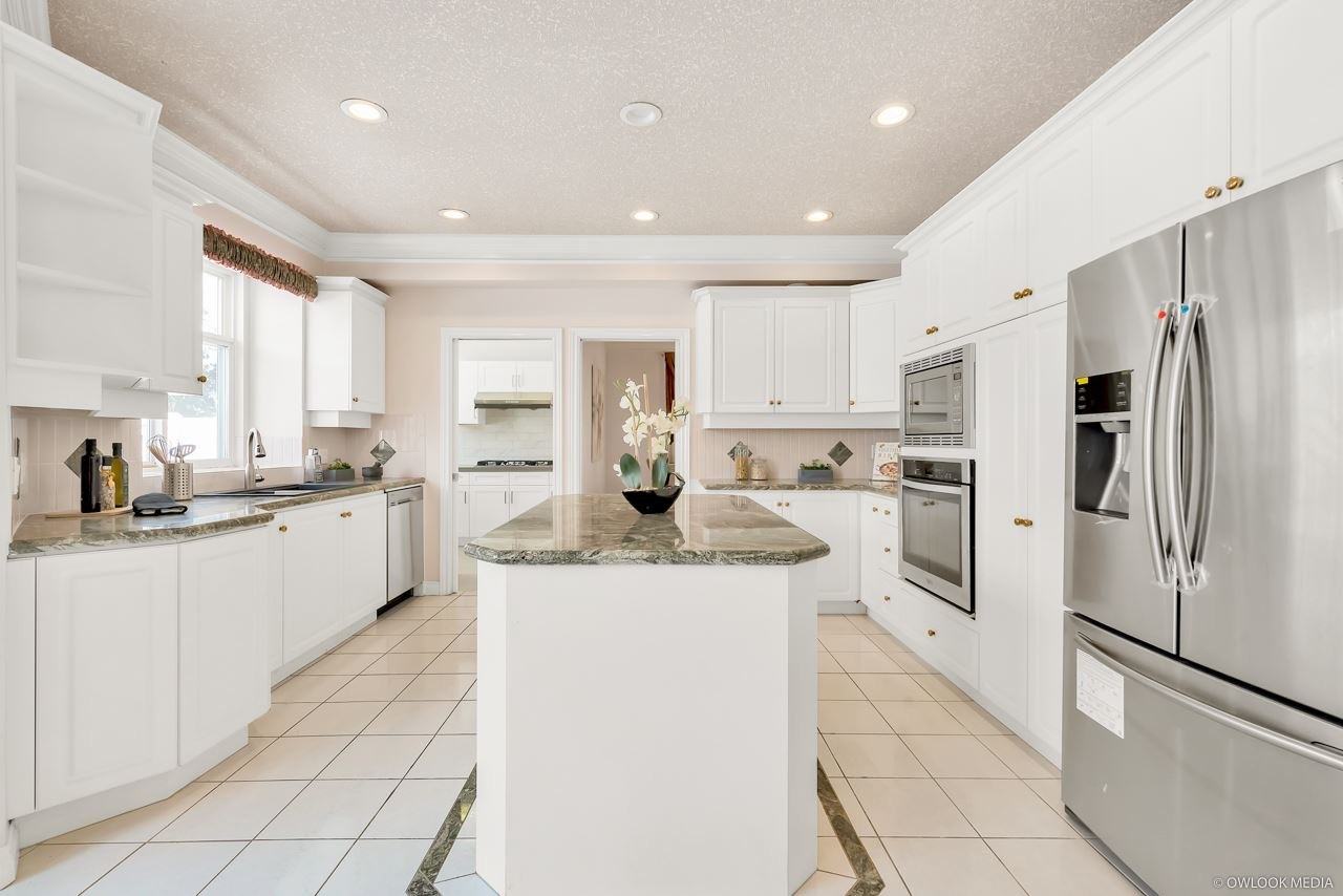 8777 Wheeler Road - Photo 4 of 18