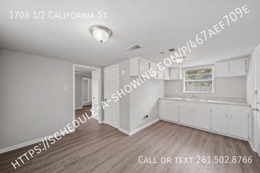 1706 1/2 California St - Photo 7 of 10