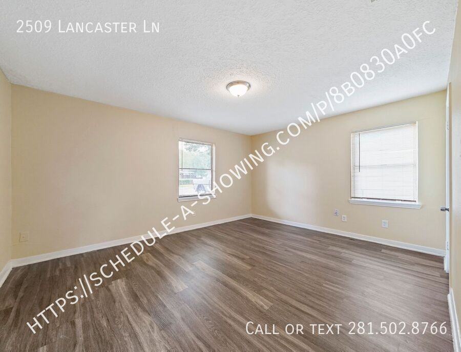 2509 Lancaster Ln - Photo 5 of 15