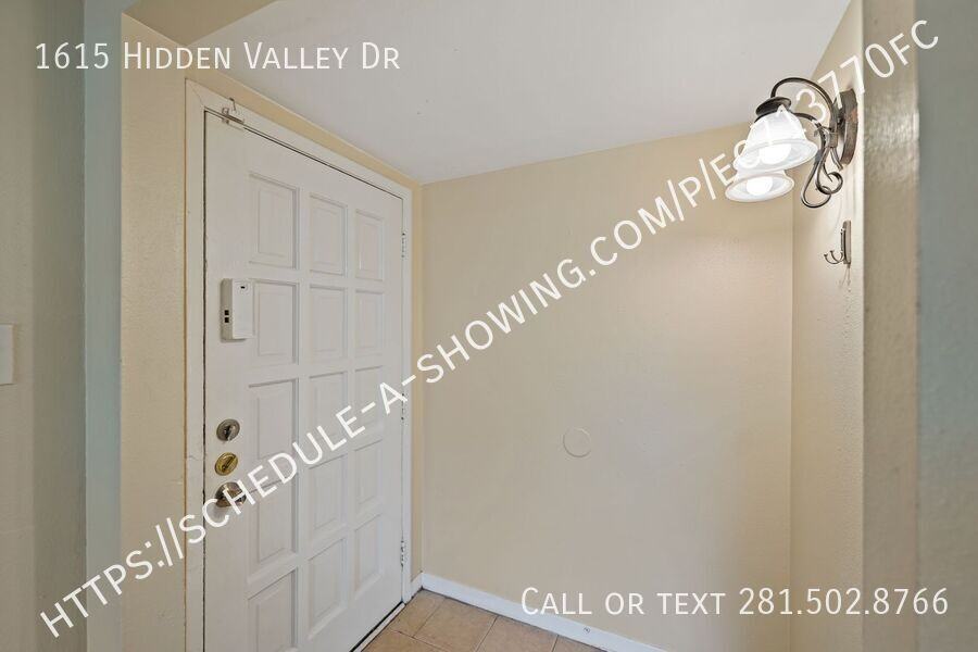1615 Hidden Valley Dr - Photo 4 of 19