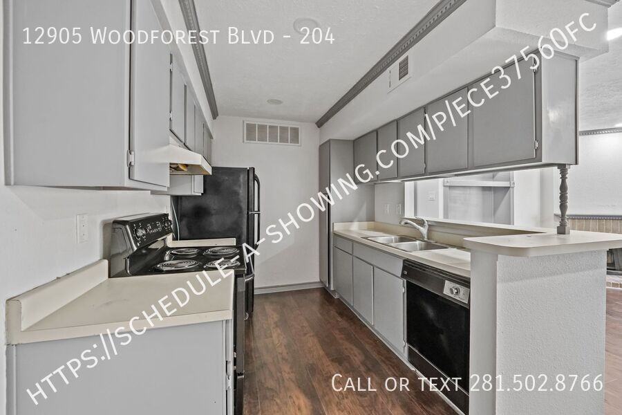 12905 Woodforest Blvd #204 - Photo 6 of 11