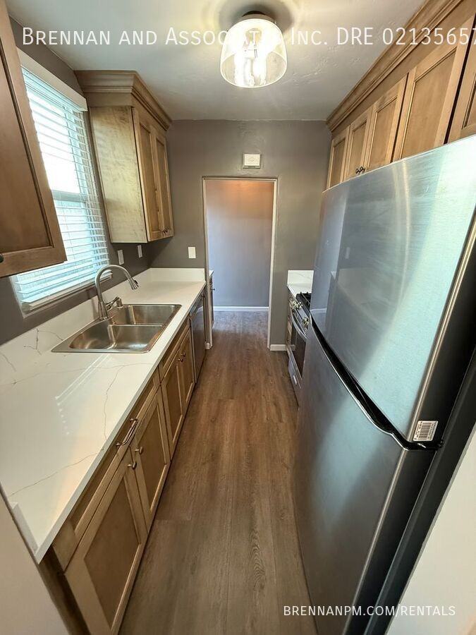 736 Del Mar Ave - Photo 5 of 19