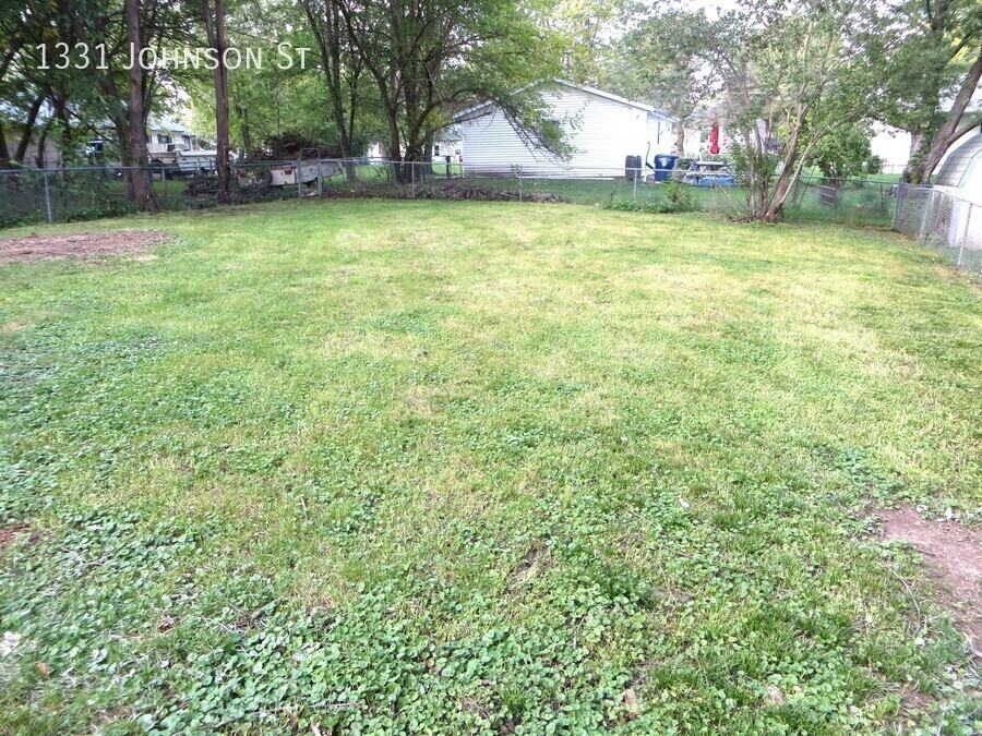 1331 Johnson St - Photo 5 of 13