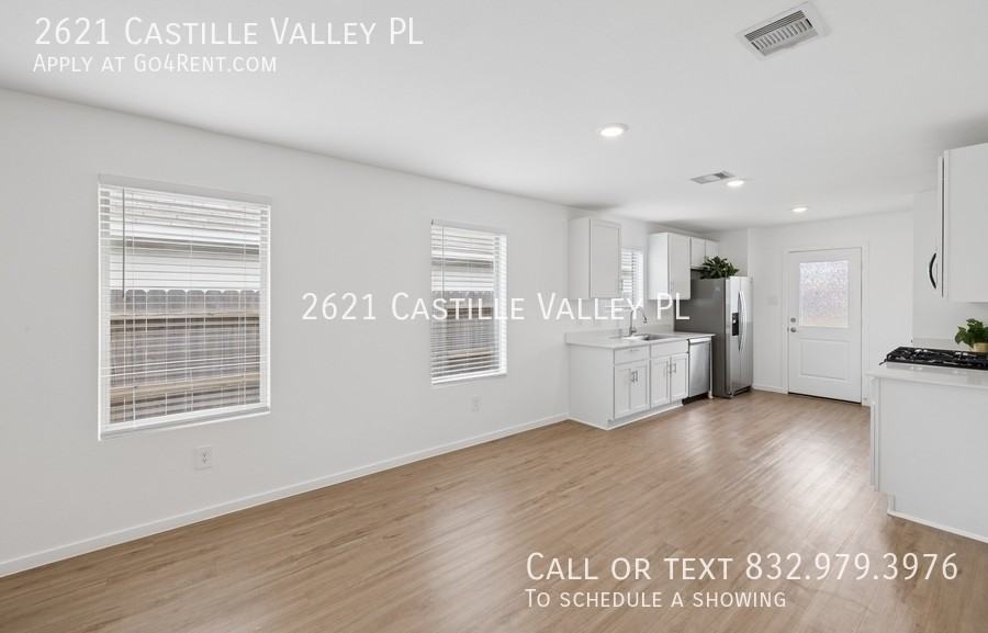 2621 Castille Valley Pl - Photo 5 of 24