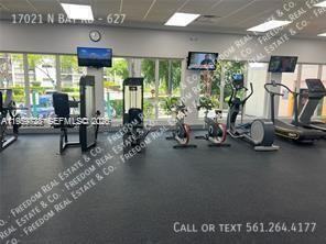 17021 N Bay Rd #627 - Photo 3 of 7