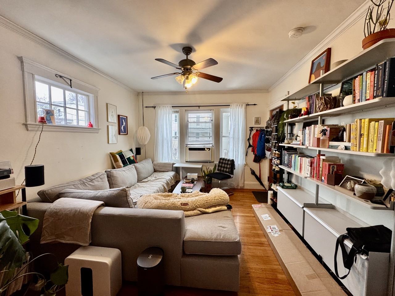 25 Saint Peter St #2R - Photo 5 of 20