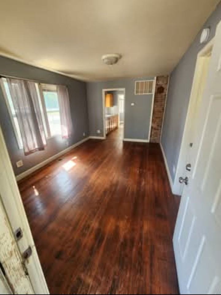 503 N Custer St #NA - Photo 4 of 10