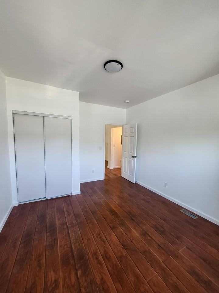 871 Milton St #1 - Photo 6 of 10