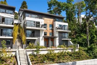 2202 12th Ave W #2 - Photo 1 of 1