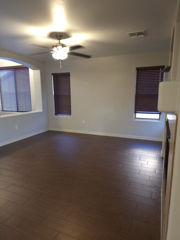 509 W Camino Curvitas #NA - Photo 6 of 39