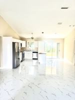 featured image of 652 Sw Sarazen Ave #NA