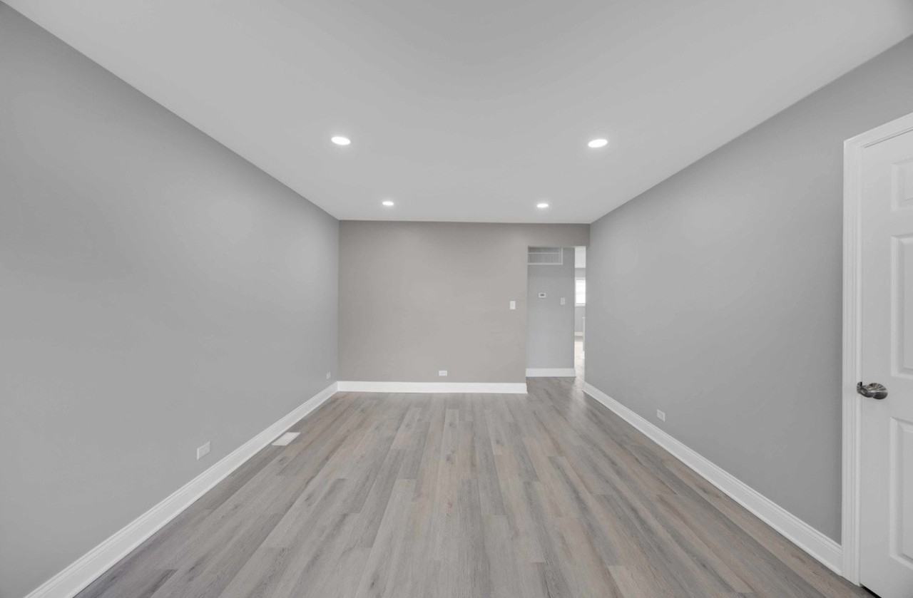 436 Hickory St #NA - Photo 4 of 12