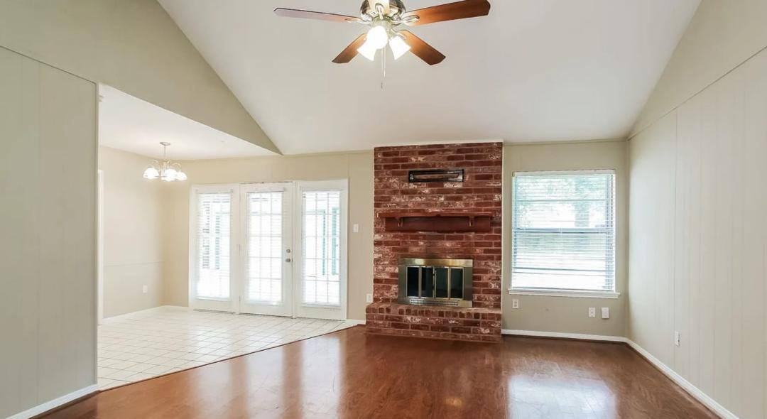 25811 Maplewood Dr #NA - Photo 2 of 12