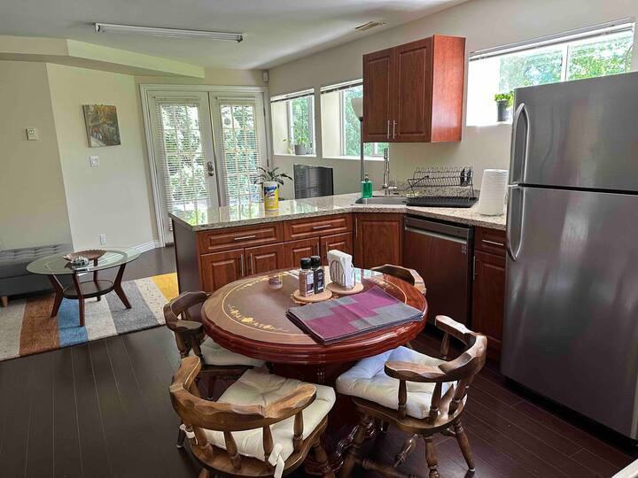 2618 Panorama Dr - Photo 5 of 19