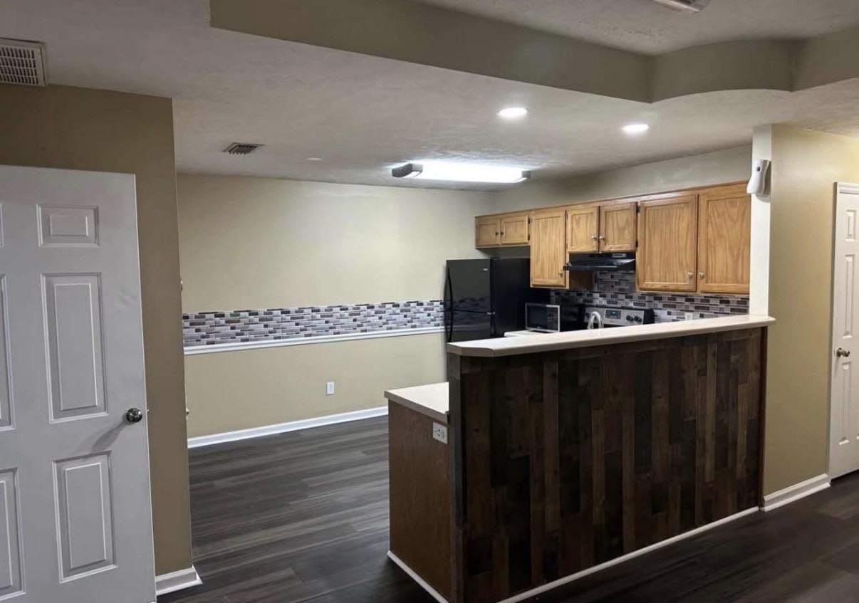 608 Freedom Ct #NA - Photo 5 of 20