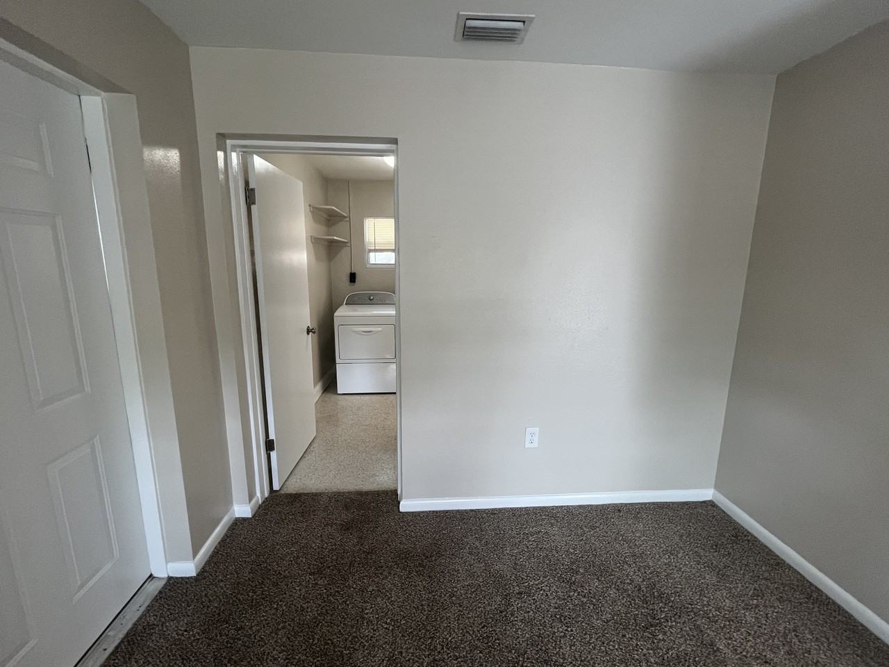 35 E Spruce St #35 - Photo 6 of 10