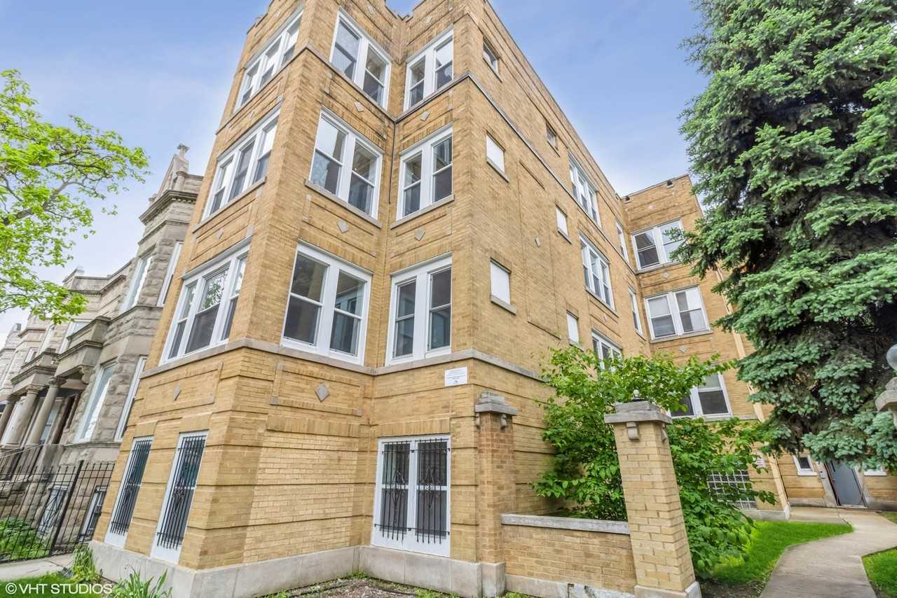 1854 South Central Park Avenue, Unit 1854 - 3 - Photo 2 of 21