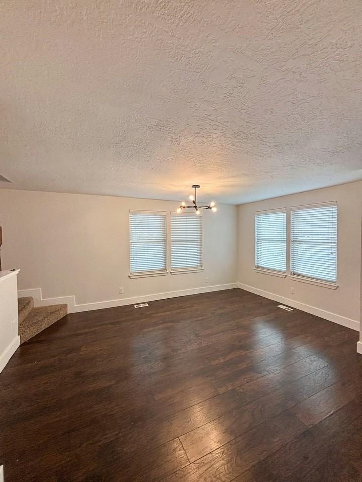 1657 N 645 W St, Unit 1 - Photo 2 of 32