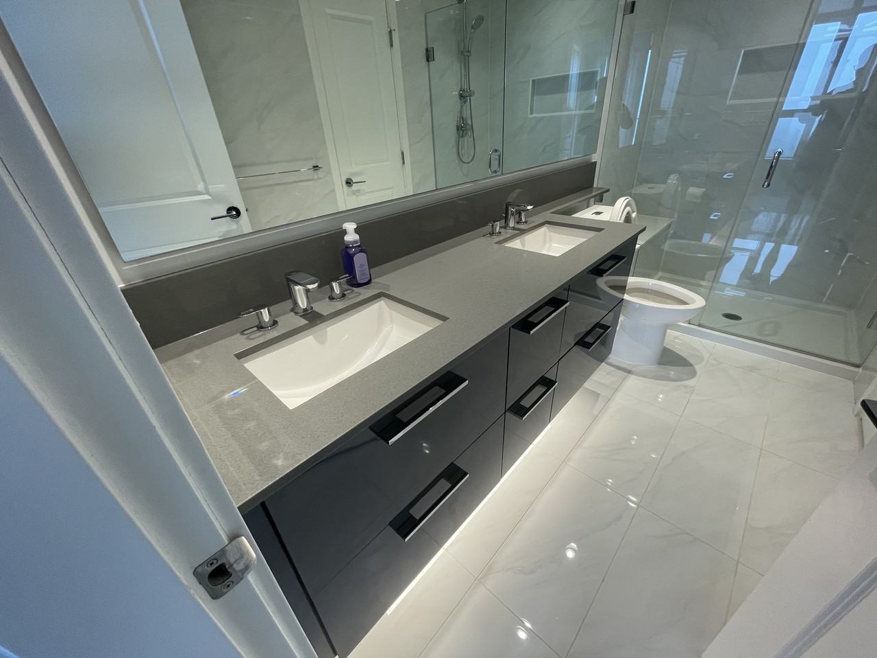 6700 Dunblane Avenue - Photo 7 of 8