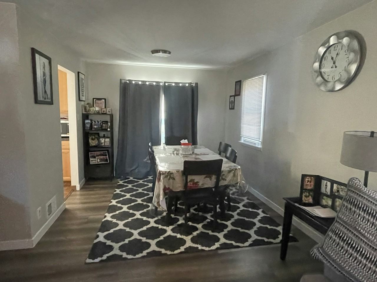 1015 West Longview Avenue - Photo 5 of 9