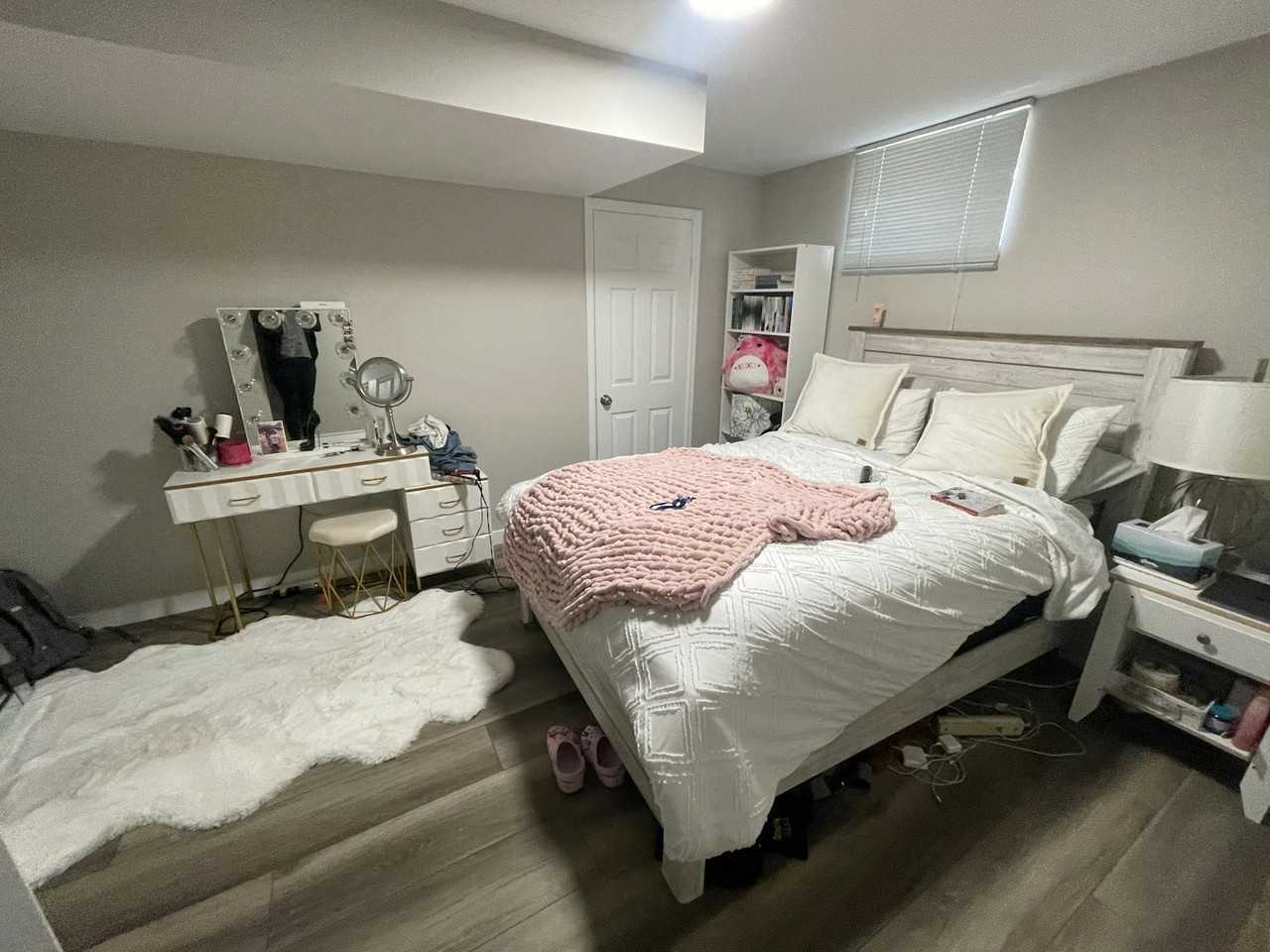 1015 West Longview Avenue - Photo 6 of 9