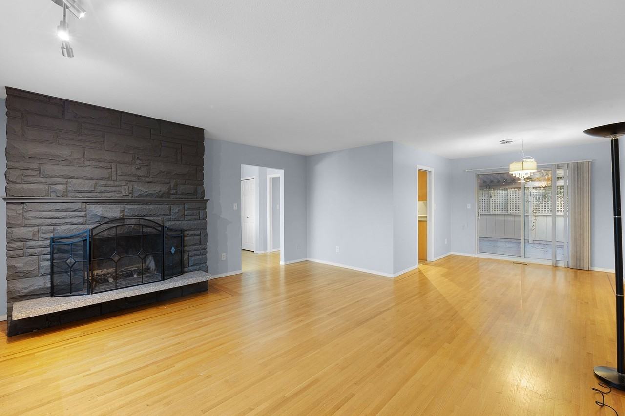 13786 Grosvenor Rd - Photo 4 of 17