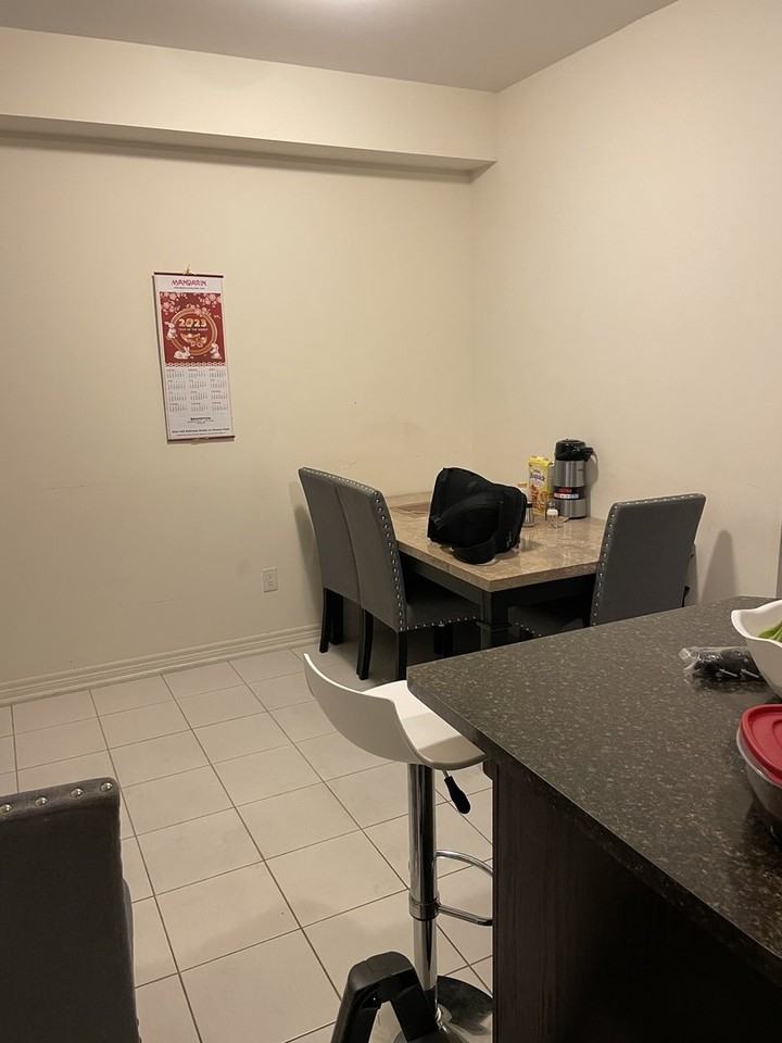 12 Botanical Ave - Photo 7 of 10