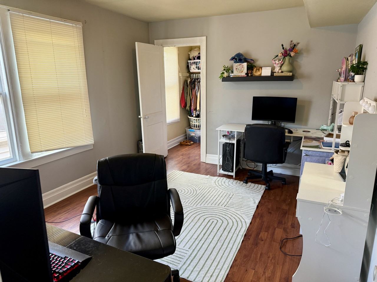 908 9th Ave #3 - Photo 5 of 8