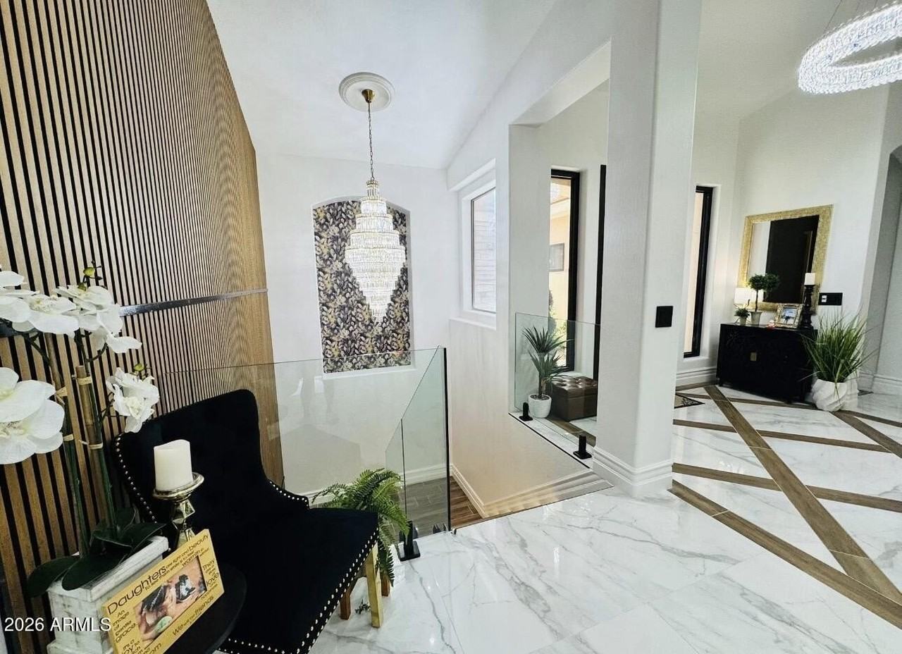 7635 S Ash Ave - Photo 2 of 18