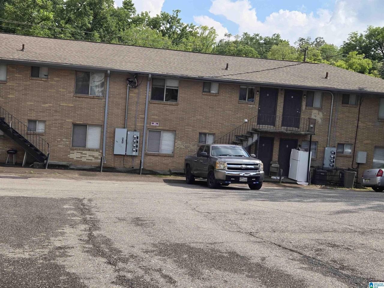 7750 Rugby Ave #D - Photo 7 of 8