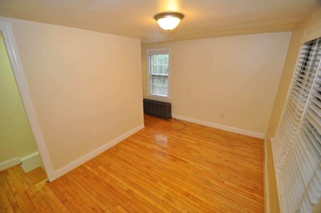 37 Perrin Apt #4 Street - Photo 4 of 7