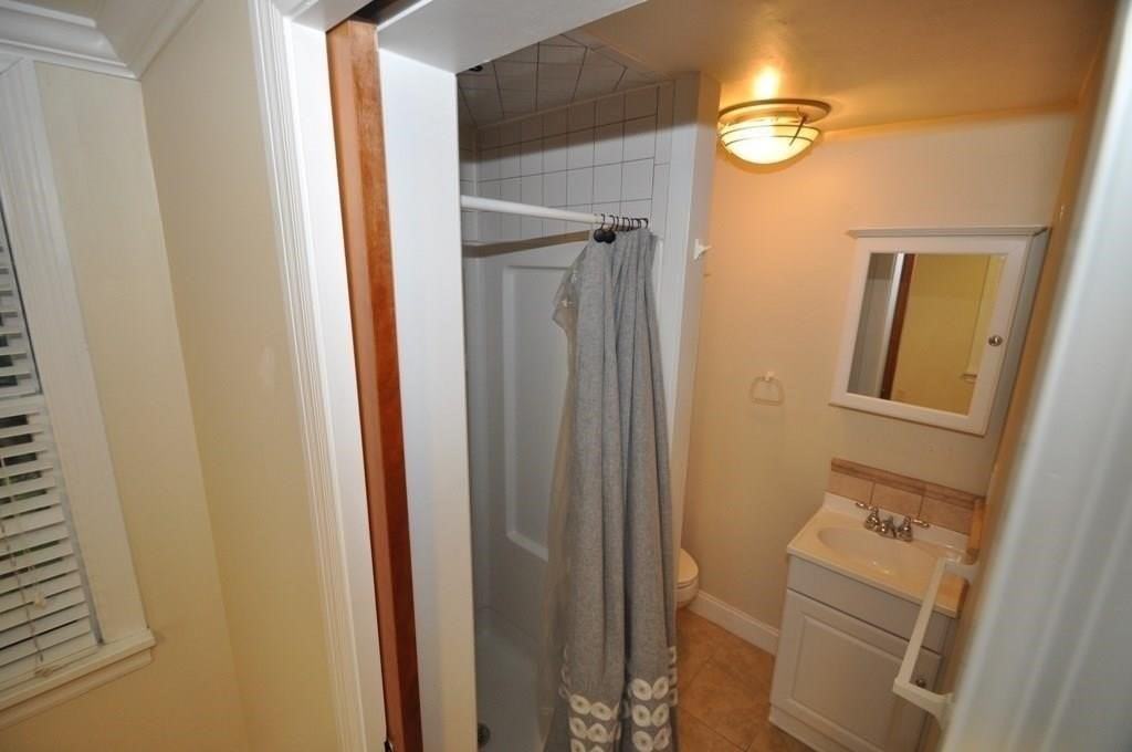 37 Perrin Apt #4 Street - Photo 7 of 7