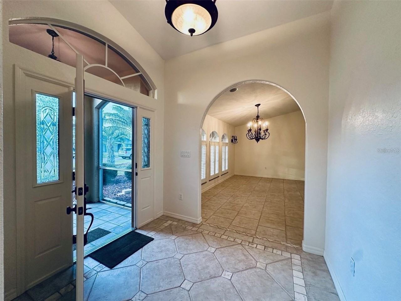 2128 Ulster Ct - Photo 5 of 38