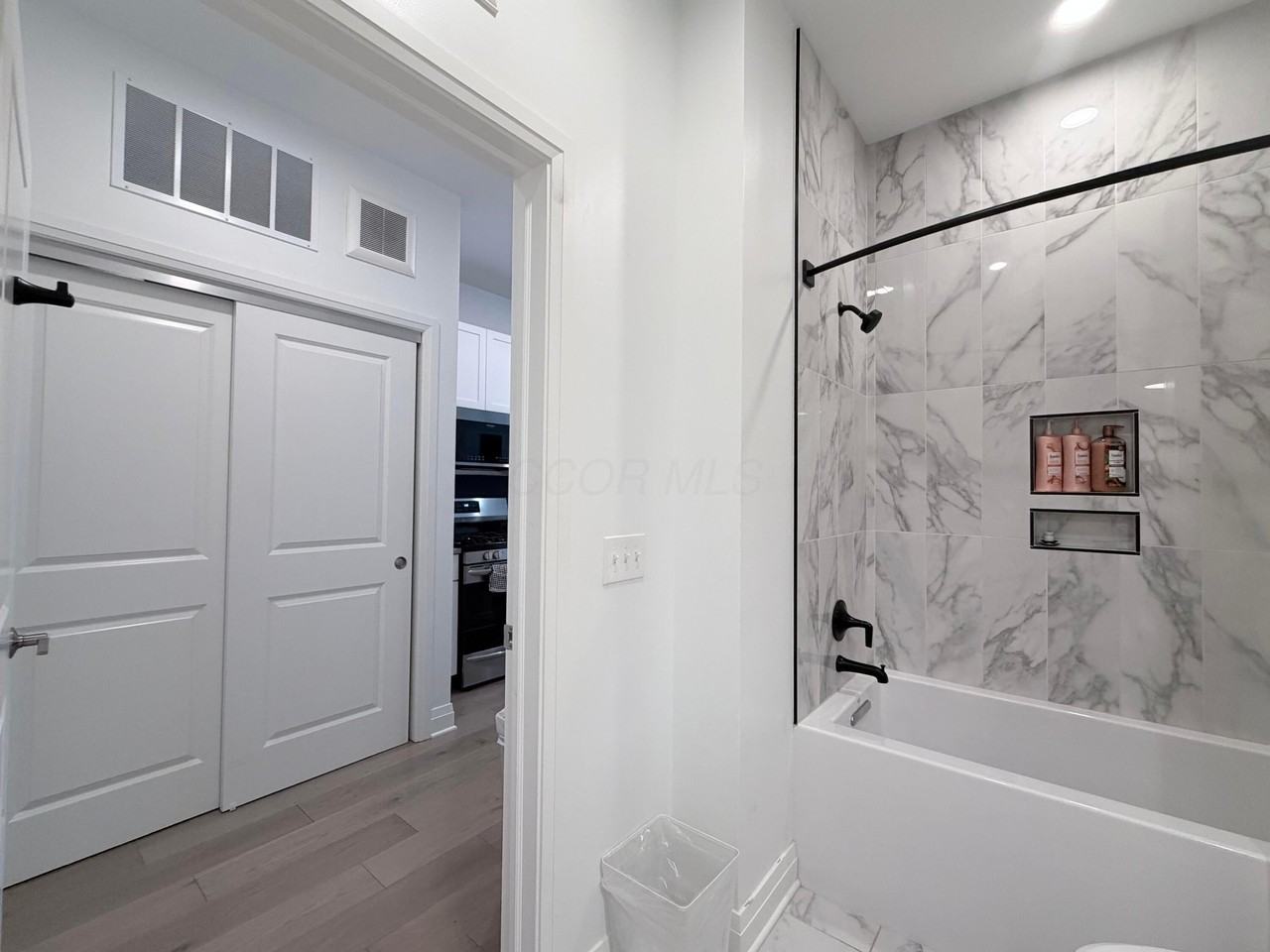 6640 Mooney St Unit 203 - Photo 4 of 26