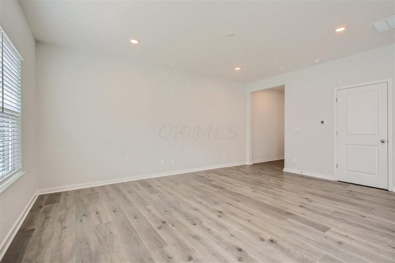 1477 Cardinez Way - Photo 5 of 25