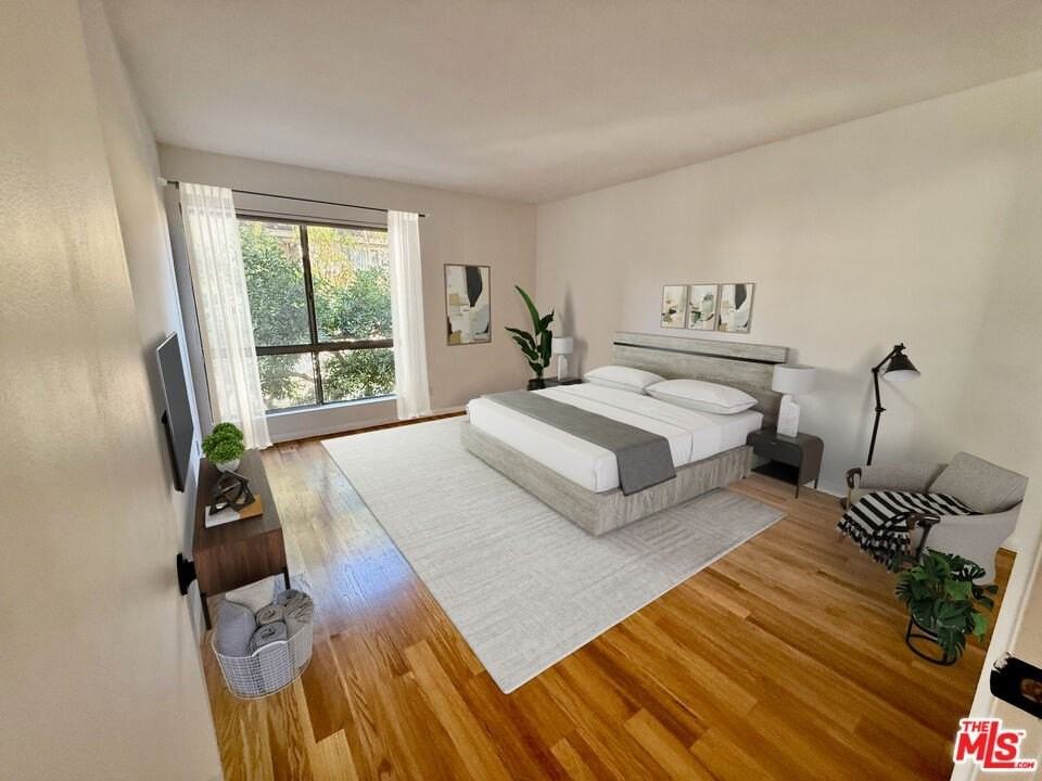 5600 Kensington Way Unit 210 - Photo 3 of 32