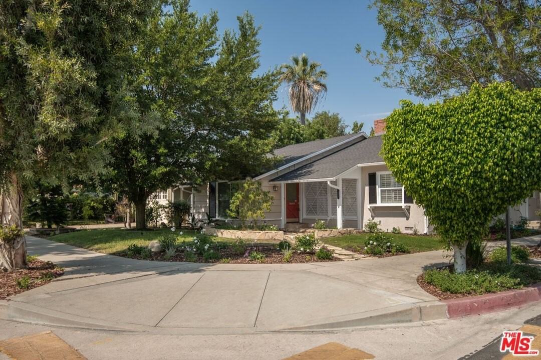 4900 Ethel Ave - Photo 3 of 48